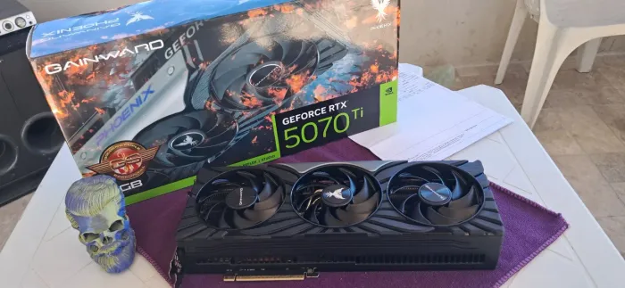 RTX 5070 TI GAINWARD GS V1 (caixa + nota 6meses uso)