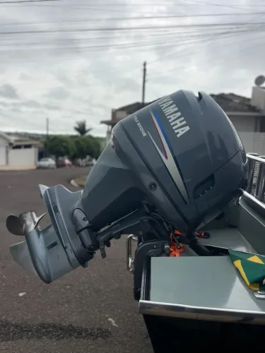 Levefort Marajó 19 Yamaha 115 4T 400h + Carreta + Motor Elétrico - Reformada