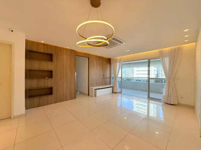 Apartamento, 3 quartos, 3 suítes, 143 m², 2 vagas no Umarizal em Belém