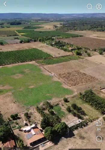 Sítio em Barreiras Norte-Setor da Codefasf(10 km do centro de Barreiras)