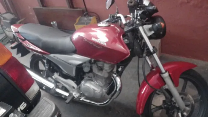 Vende se titan 150 esporte