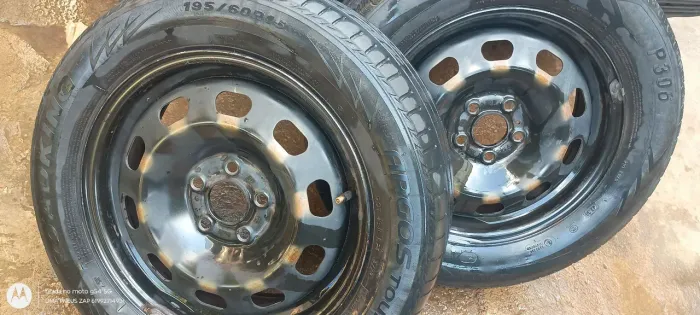 Jogo de rodas Volkswagen aro 15 5 furos 750,00R$