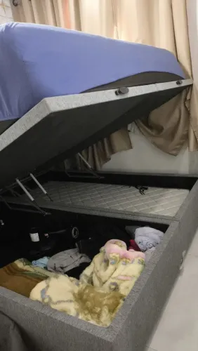 Vendo cama king mais baú semi novo