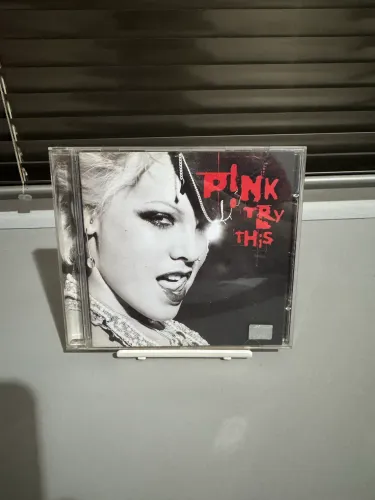 CD Pink Try This