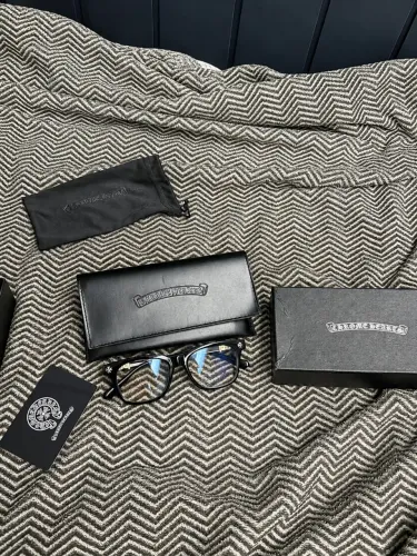 Óculos Chrome Hearts
