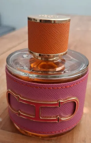 Perfume  disponível Carolina  Herrera