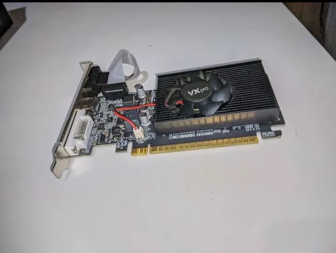 Placa de vídeo GT 610