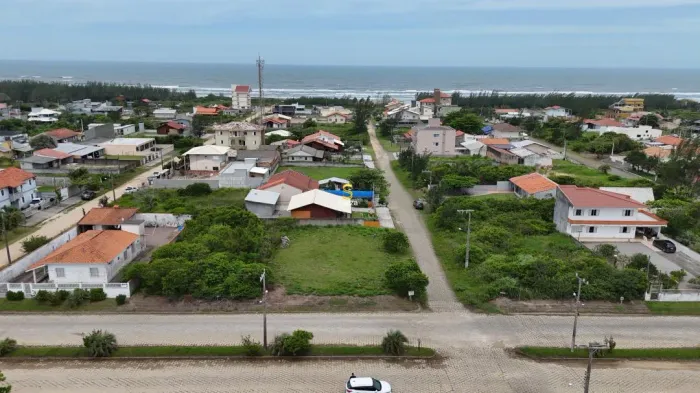 Terreno para Venda em Laguna / no bairro Praia do Sol
