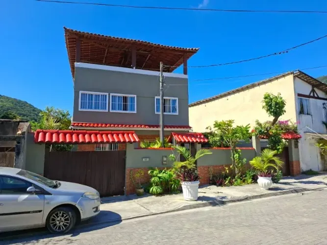 Casa com Piscina para Aluguel de Temporada em Engenho do Mato - Niterói RJ