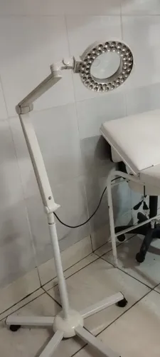 Lupa tripe de led