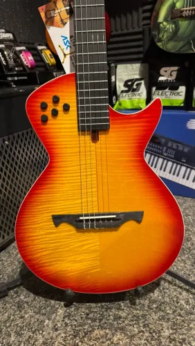 Violão Flat Reguladinho nylon Tagima Modena Laranjinha