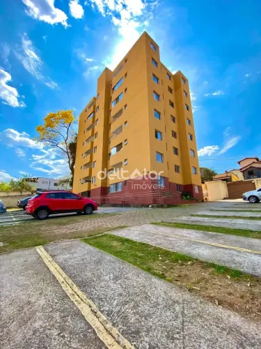 Apartamento à venda com 2 quartos, varanda, elevador e 1 vaga demarcada, Jaqueline, Belo H