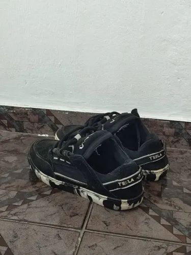 Tênis tesla mesclado 