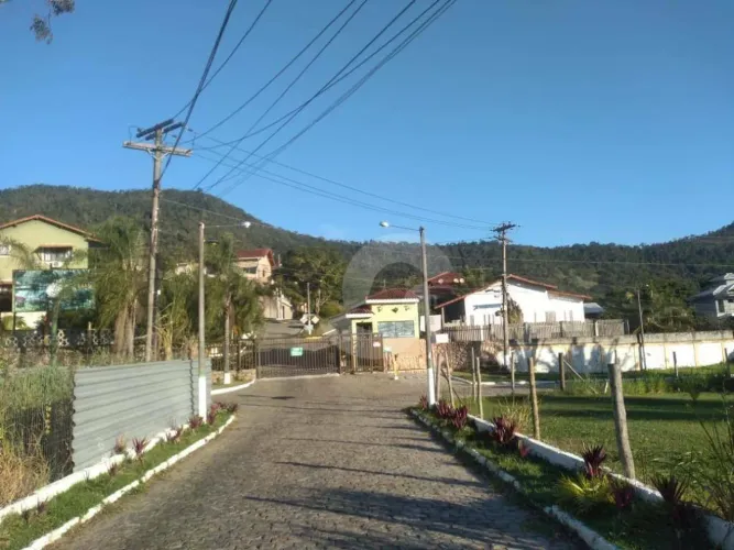 Terreno à venda, 610 m² por R$ 150.000,00 - Marquês de Maricá - Maricá/RJ