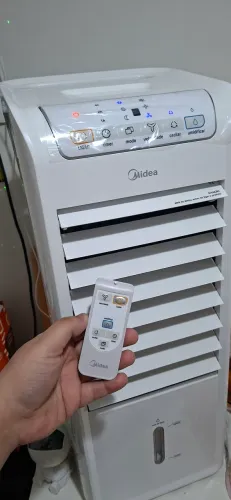 Climatizador midea AKA F1