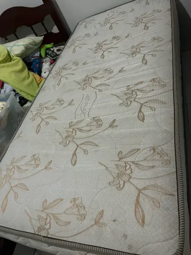 Cama solteiro