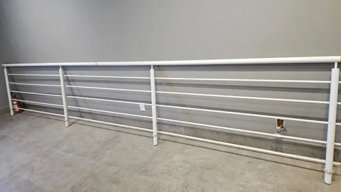 Guarda Corpo Branco Aço 5,7m X 1,1