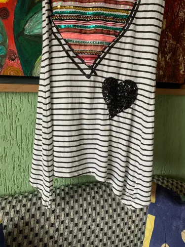 Vestido marca Desigual Friends adolescentes