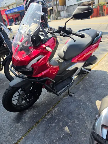 Adv muito nova car play protetor carenagem só 3500 km