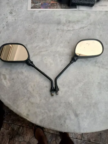 vende-se retrovisores Yamaha paralelo