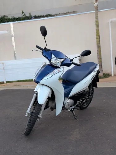 Biz 125 2022 - Impecável