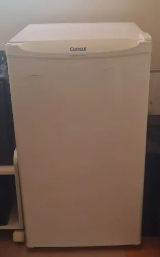 Refrigerador Compacto Frigobar 117 L - 110 v