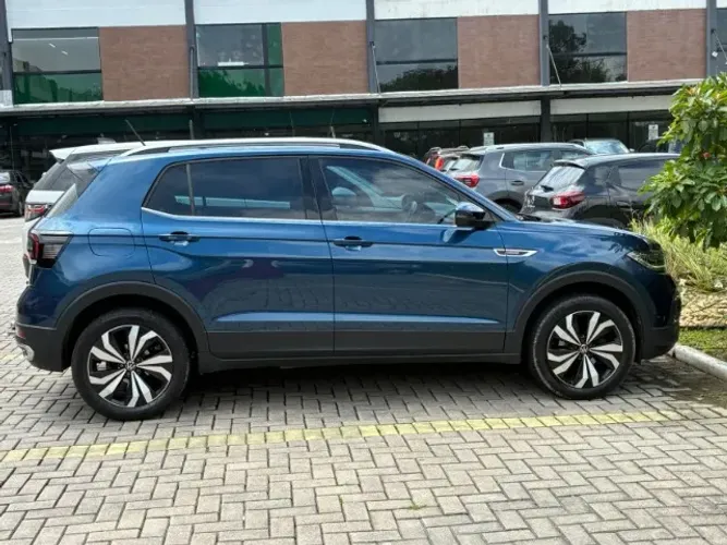 Volkswagen T-Cross Highline 1.4 TSI Flex 16V 5P AUT 2024
