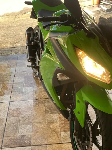 Kawasaki Ninja 300