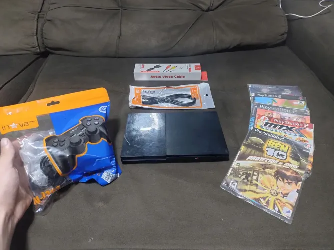 PLAYSTATION 2 SLIM
