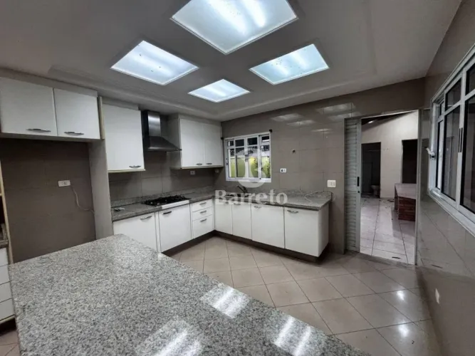 Casa com 5 dormitórios para alugar, 260 m² por R$ 7300/mês - Condomínio Vale do Arvoredo -