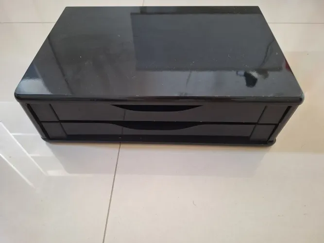 Suporte monitor com duas gavetas
