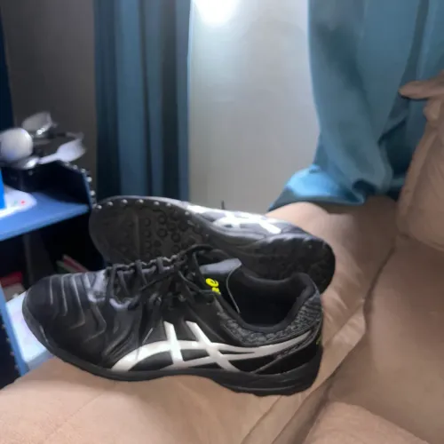 Chuteira Asics Ds light