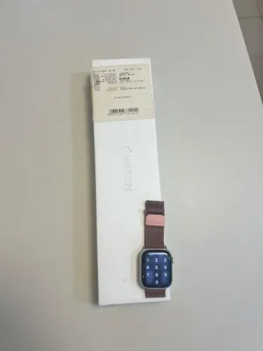Apple Watch Series 8 41mm GPS - Alumínio - Sem marcas de uso