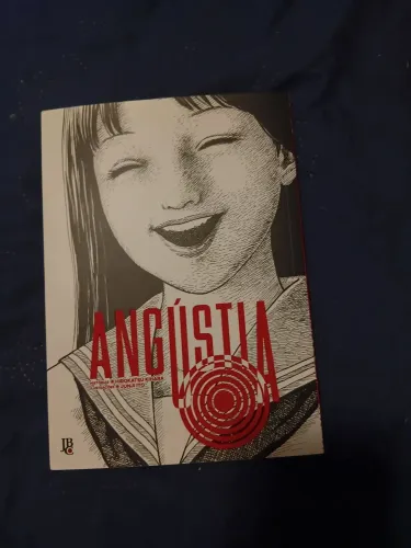 Angústia por Junji Ito e Hirokatsu