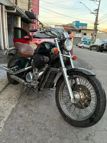 Shadow 600