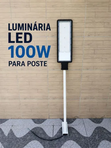 Luminária led 100w para poste