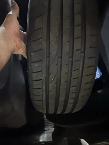 Vendo pneus 205/45/17