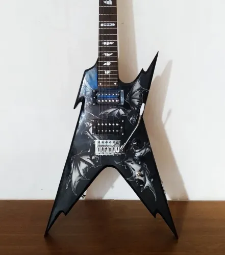 Guitarra Arte Bat corpo estilo Dean Razorback Dimebag