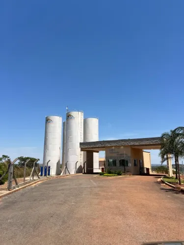 Vendo Lote no Condomínio Colorado Premium - Corumbá IV - Quitado