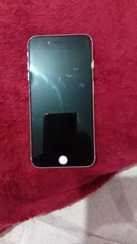 Vendo um ayfone Max 7 plus ótimo estado super barato vale a pena conferir precisando muito