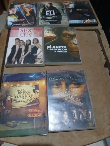 DVDs e CDs originais