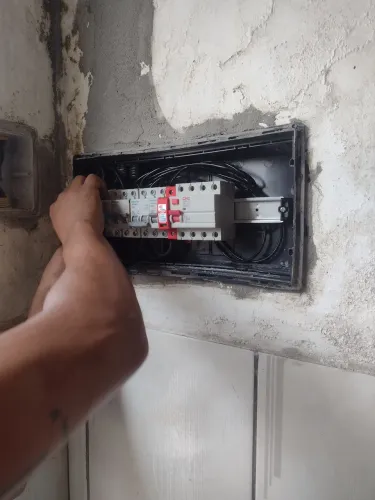 Eletricista plantão Noite e dia