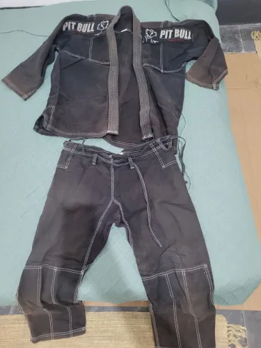 Kimono Preto Pit Bul