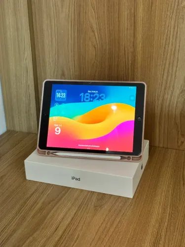 iPad 8 32gb Cinza Espacial com Caneta, Capa e Película novo