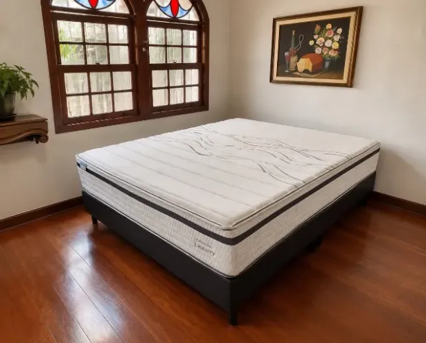 Cama Box Casal + Colchão Ortobom Liberty 2.2 ? usados apenas por um mês