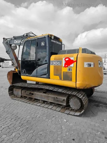 ESCAVADEIRA JOHN DEERE 130G