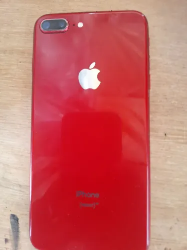 Iphone 8 plus 128 funcionando normalmente