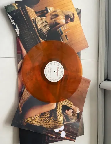 vinil midnights - blood moon taylor swift