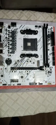 Placa mãe B450 Zsus Am4 nova
