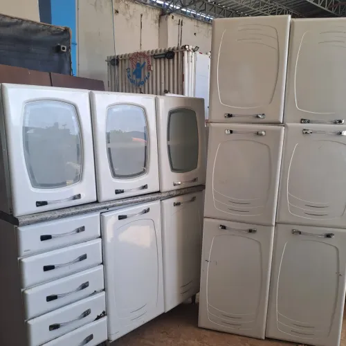 ARMÁRIO PARA COZINHA